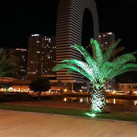 Mari Apartment Batumi Kültér fotó