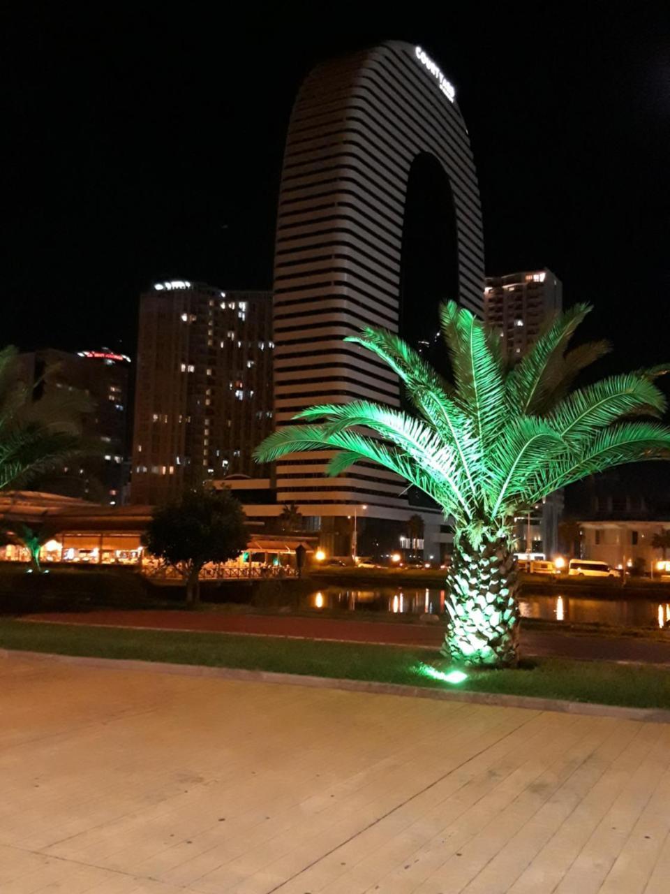Mari Apartment Batumi Kültér fotó